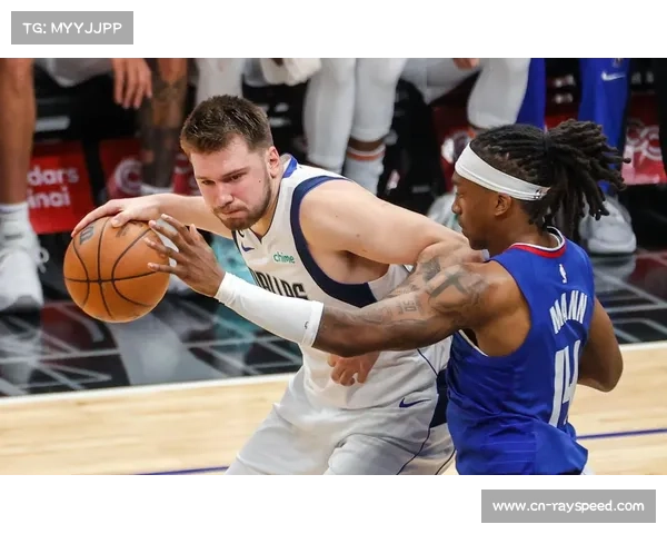 独行侠113-105主场胜篮网，东契奇三双引领进攻